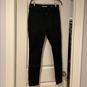 Levi’s 311 Skinny Jeans